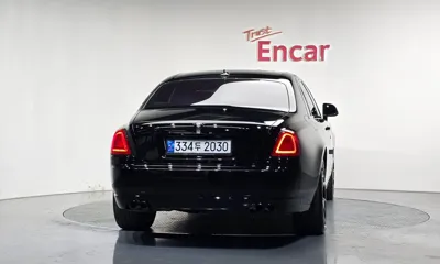 Rolls-Royce Ghost 2017, 56842 км, за 129582.55 USD