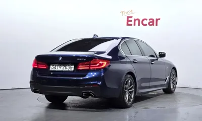 BMW 5-Series 2018, 94464 км, за 16075.88 USD