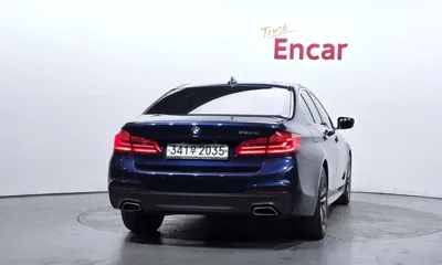 BMW 5-Series 2018, 94464 км, за 16075.88 USD