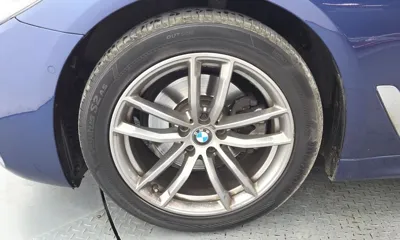 BMW 5-Series 2018, 94464 км, за 16075.88 USD