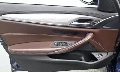 BMW 5-Series 2018, 94464 км, за 16075.88 USD - фото 24