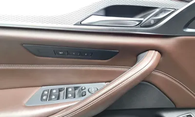 BMW 5-Series 2018, 94464 км, за 16075.88 USD - фото 27