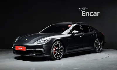 Porsche Panamera · 2020 год
