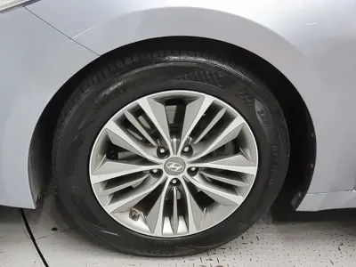 Hyundai Grandeur 2016, 191686 км, за 2953.92 USD