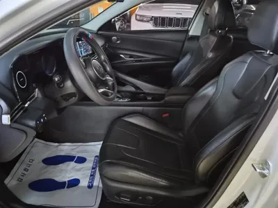 Hyundai Avante 2023, 137818 км, за 8921.01 USD - фото 8