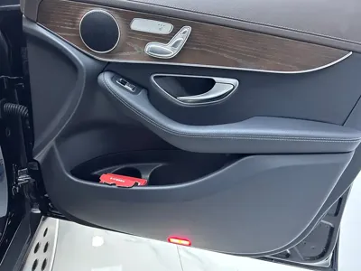 Mercedes-Benz GLC 2022, 42000 км, за 31072.55 USD - фото 25