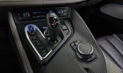 BMW i8 2016, 93709 км, за 39577.13 USD - фото 9