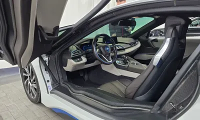 BMW i8 2016, 93709 км, за 39577.13 USD - фото 10
