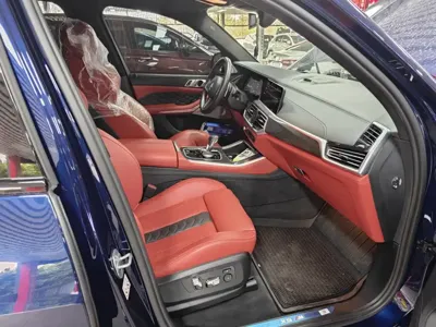 BMW X5 M 2022, 31000 км, за 115948.31 USD
