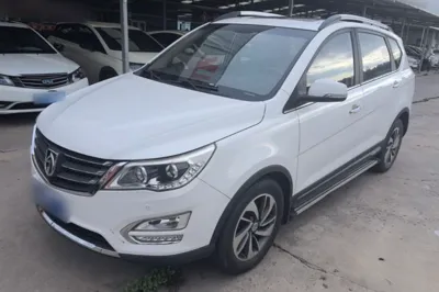 Baojun 560 · 2015 год