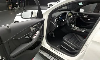 Mercedes-Benz GLC-Class 2023, 22305 км, за 39728.44 USD - фото 10