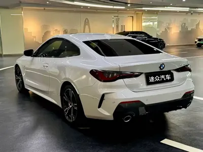 BMW 4 Series 2021, 58000 км, за 29399.08 USD