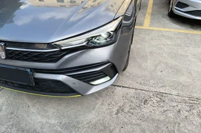Roewe i5 2021, 62400 км, за 7239 USD - фото 8