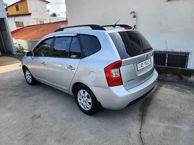 Kia Carens 2010, 160617 км, за 2450.33 USD