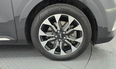 Kia Canival 2023, 81536 км, за 20718.24 USD