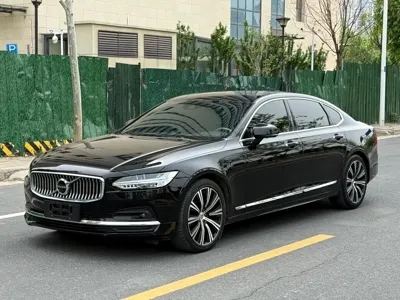 Volvo S90 · 2021 год