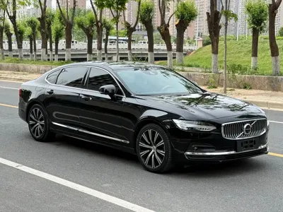 Volvo S90 2021, 50000 км, за 20423.38 USD