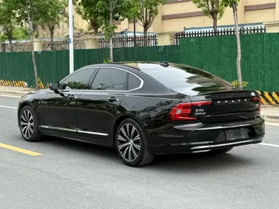 Volvo S90 2021, 50000 км, за 20365.64 USD - фото 7