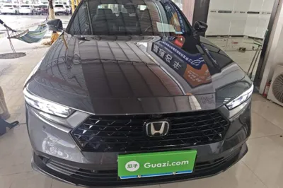 Honda Accord 2023, 7600 км, за 21776 USD