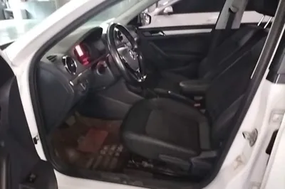 Volkswagen Jetta 2019, 120200 км, за 7290 USD - фото 17