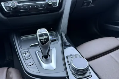 BMW 3 Series 2019, 60200 км, за 16220 USD - фото 23