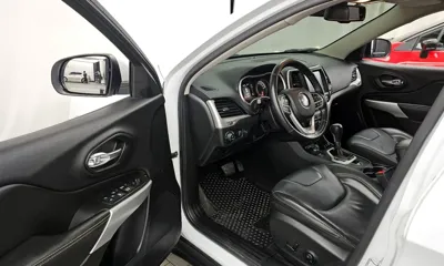 Jeep Cherokee 2018, 81022 км, за 7664.35 USD - фото 10