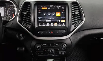 Jeep Cherokee 2018, 81022 км, за 7664.35 USD - фото 14