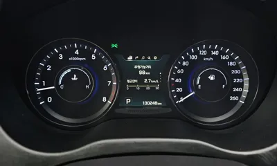 Hyundai Grandeur 2017, 130248 км, за 6236.05 USD - фото 8