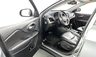 Jeep Cherokee 2015, 117351 км, за 5189.17 USD - фото 10