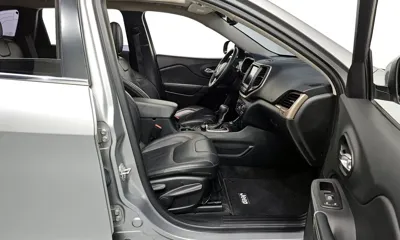 Jeep Cherokee 2015, 117351 км, за 5189.17 USD - фото 11