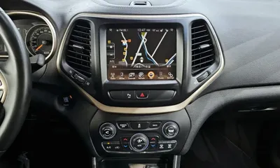 Jeep Cherokee 2015, 117351 км, за 5189.17 USD - фото 14