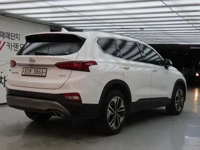 Hyundai Santafe 2019, 84866 км, за 11648.23 USD