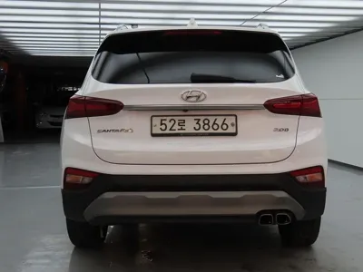 Hyundai Santafe 2019, 84866 км, за 11648.23 USD