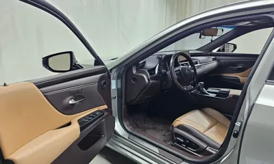 Lexus ES 2020, 72592 км, за 26422.2 USD - фото 10