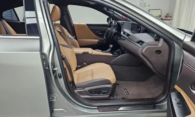 Lexus ES 2020, 72592 км, за 26422.2 USD - фото 11