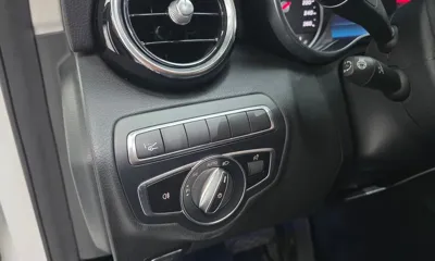 Mercedes-Benz C-Class 2020, 86745 км, за 15466.27 USD - фото 18
