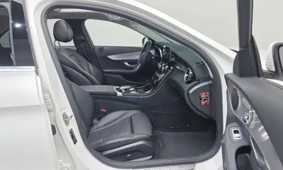 Mercedes-Benz C-Class 2020, 86745 км, за 15466.27 USD - фото 26
