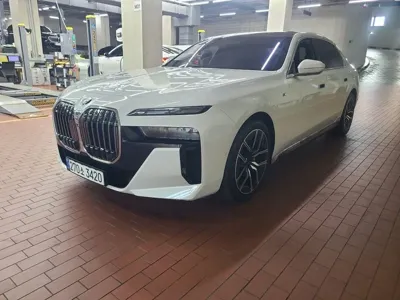 BMW 7-Series 2025, 23862 км, за 77489.06 USD