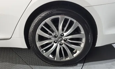 Genesis G80 2017, 103659 км, за 13154.42 USD