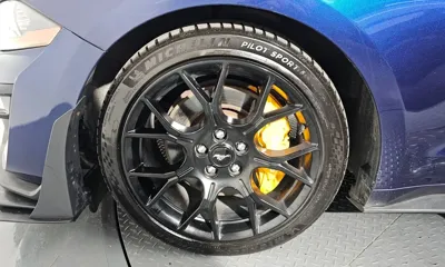 Ford Mustang 2019, 77158 км, за 14977.21 USD