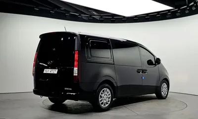Hyundai Staria 2022, 49644 км, за 15328.71 USD