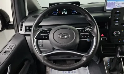 Hyundai Staria 2022, 49644 км, за 15328.71 USD - фото 15