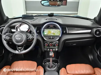 MINI Cooper Convertible 2019, 51094 км, за 11636.22 USD - фото 7