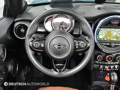 MINI Cooper Convertible 2019, 51094 км, за 11636.22 USD - фото 13