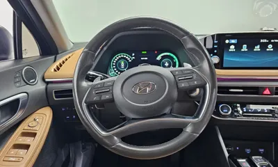 Hyundai Sonata 2020, 47326 км, за 15203.61 USD - фото 13