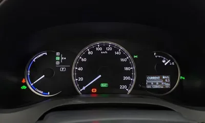 Lexus CT200h 2018, 123843 км, за 10553.75 USD - фото 8