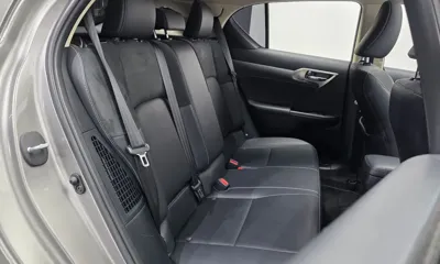 Lexus CT200h 2018, 123843 км, за 10553.75 USD - фото 12