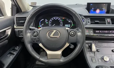 Lexus CT200h 2018, 123843 км, за 10553.75 USD - фото 13