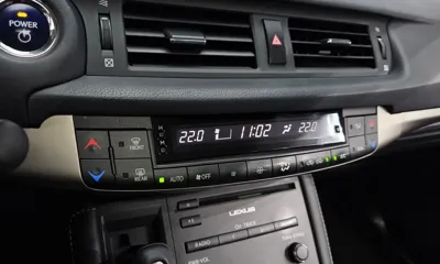 Lexus CT200h 2018, 123843 км, за 10553.75 USD - фото 16