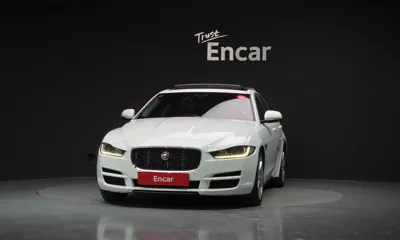 Jaguar XE 2016, 122074 км, за 4221.97 USD